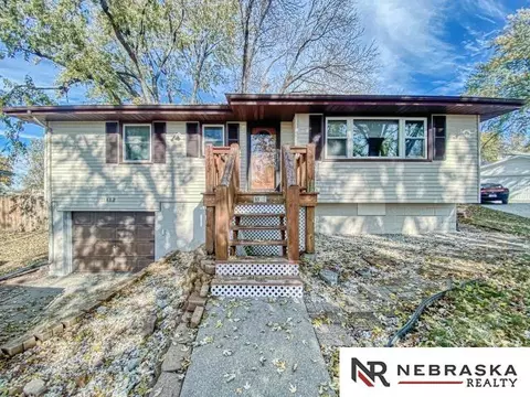 11412 S Cir, Omaha, NE 68137