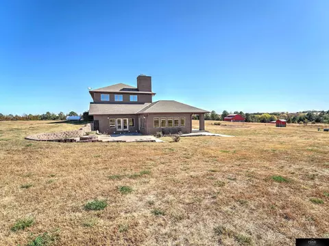 Exterior - 9820 NW 126th St, Malcolm, NE 68402 photo 11 of 12