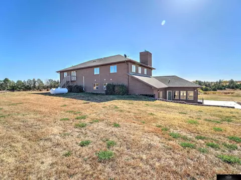 Exterior - 9820 NW 126th St, Malcolm, NE 68402 photo 9 of 12