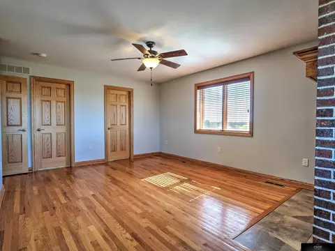 Living - 9820 NW 126th St, Malcolm, NE 68402 photo 9 of 10