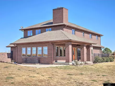Exterior - 9820 NW 126th St, Malcolm, NE 68402 photo 4 of 12