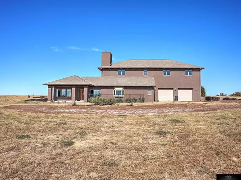 Exterior - 9820 NW 126th St, Malcolm, NE 68402 photo 10 of 12