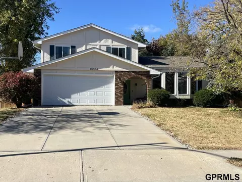 13304 S 28th St, Bellevue, NE 68123