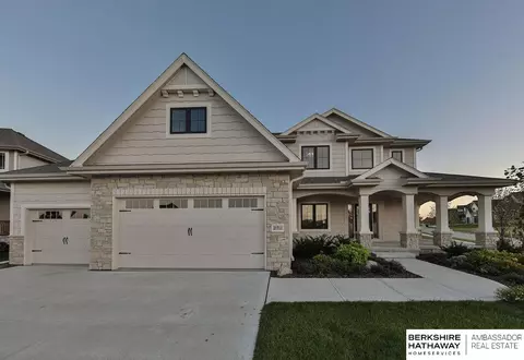 11416 S 122nd St, Papillion, NE 68046