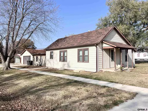 545 4th Ave, Fairmont, NE 68354