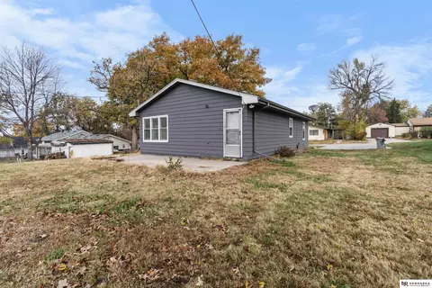 565 Cedar St, Springfield, NE 68059 photo 5