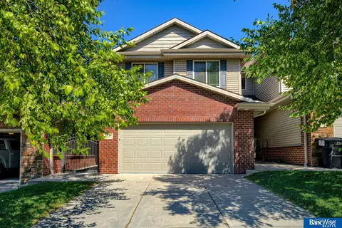 3734 Pablo Ln, Lincoln, NE 68516