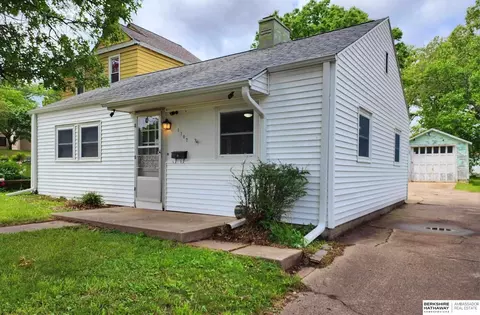 1107 N 8th St, Beatrice, NE 68310