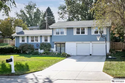 12511 Crawford Rd, Omaha, NE 68144