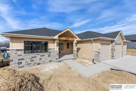 2718 N 182nd Ave, Elkhorn, NE 68022