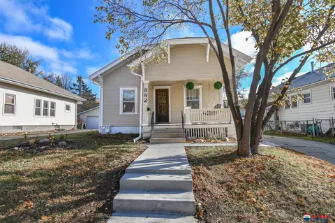 882 S 36th St, Lincoln, NE 68510