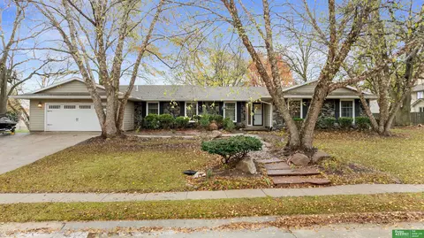 21769 Poppleton Ave, Elkhorn, NE 68022