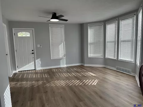 1213 Bell St, Beatrice, NE 68310 photo 8