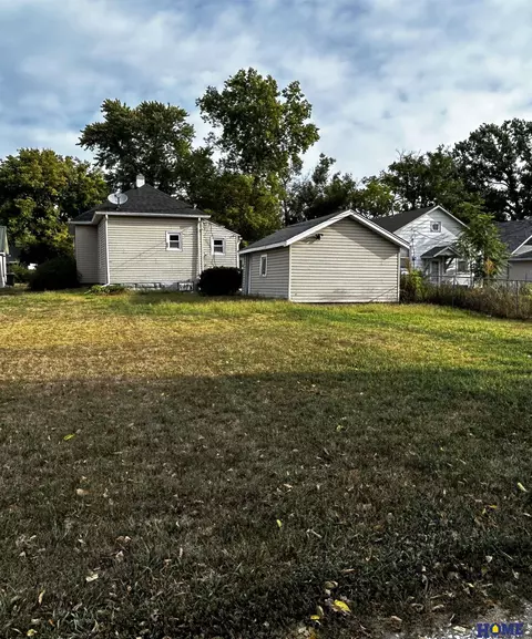1213 Bell St, Beatrice, NE 68310 photo 28
