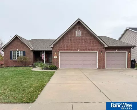 5811 Markhorn Ct, Lincoln, NE 68526