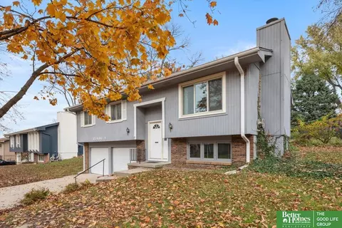 15406 Y St, Omaha, NE 68137