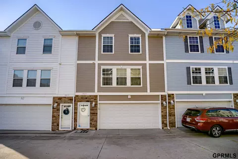 14657 Sahler Plz, Omaha, NE 68116