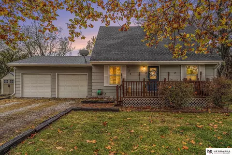 322 6th Ter, Nebraska City, NE 68410