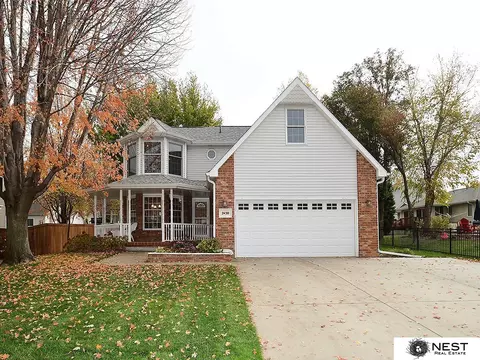 2430 N 79 St, Lincoln, NE 68507