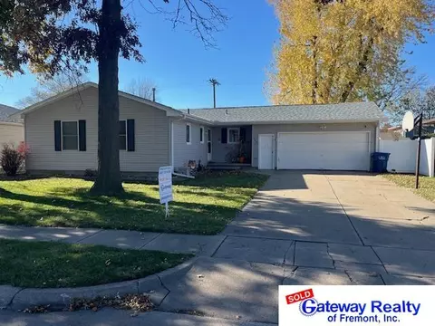 2505 Oregon St, Fremont, NE 68025