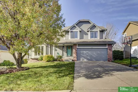 6434 N 150th St, Omaha, NE 68116