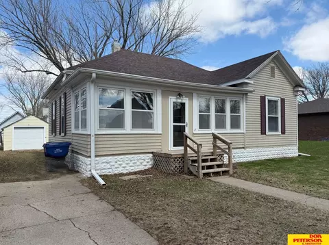 Exterior - 520 State St, Lyons, NE 68038 photo 3 of 6
