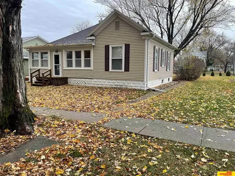 Exterior - 520 State St, Lyons, NE 68038 photo 6 of 6