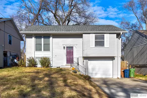 610 W 29th Ave, Bellevue, NE 68005