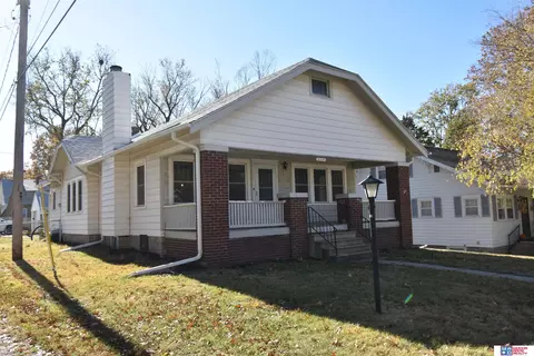 6519 Francis St, Lincoln, NE 68505