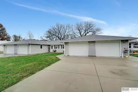 533 Iver St, Valparaiso, NE 68065