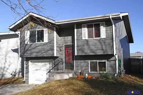 5110 W Partridge Ln, Lincoln, NE 68528