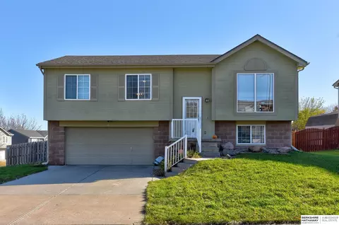 3821 N 173 Ave, Omaha, NE 68116