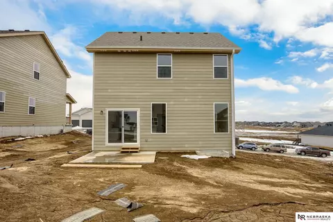 17543 Potter St, Bennington, NE 68007 photo 3