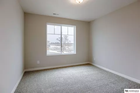 17543 Potter St, Bennington, NE 68007 photo 20