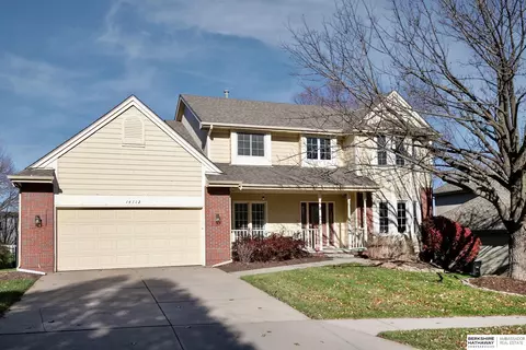 14712 Miami St, Omaha, NE 68116