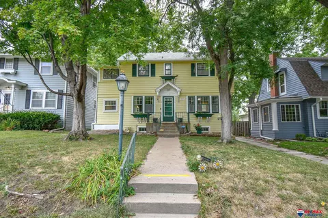 1835 S 25th St, Lincoln, NE 68502