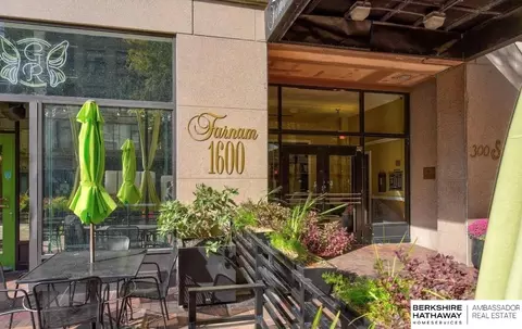 300 S 16th St #807, Omaha, NE 68102