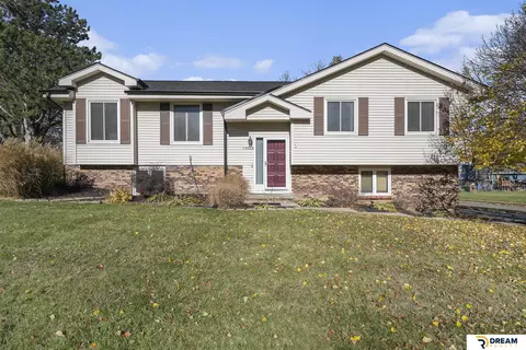 14908 Decatur Plz, Omaha, NE 68154