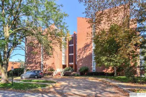 3702 Jackson St #101, Omaha, NE 68105