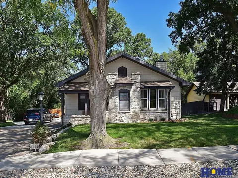 4118 L St, Lincoln, NE 68510