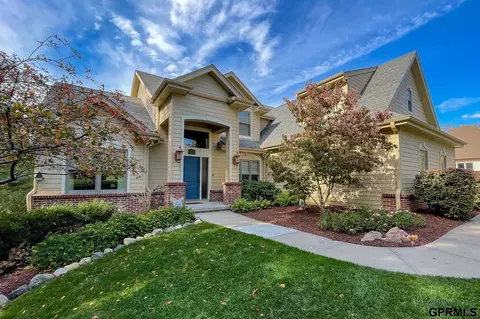 8512 S 21st St, Bellevue, NE 68147