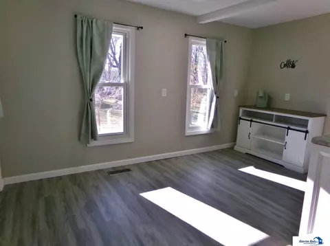 Living - 1015 N 5 Th St, Beatrice, NE 68310 photo 5 of 6