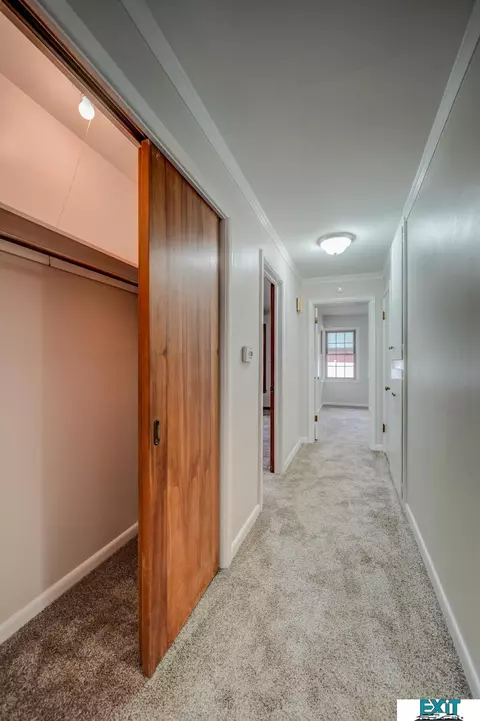 2100 High St, Beatrice, NE 68310 photo 8