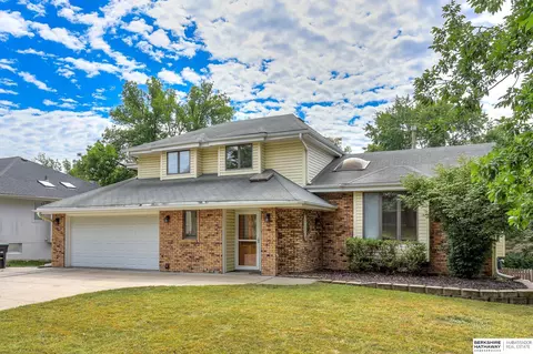 16167 Capitol Ave, Omaha, NE 68118