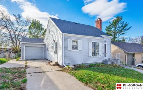 5619 Hickory St, Omaha, NE 68106