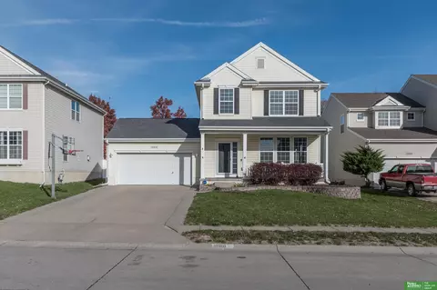 18910 B St, Omaha, NE 68130