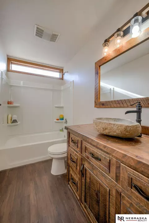 1663 N Elm St, Wahoo, NE 68066 photo 17