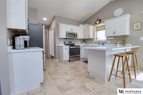 5515 N 17th St, Lincoln, NE 68521