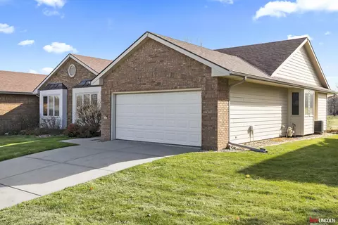 2823 Jameson N, Lincoln, NE 68516