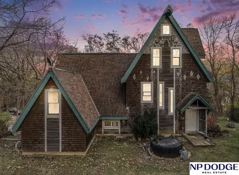 7202 Mormon Bridge Rd, Omaha, NE 68152